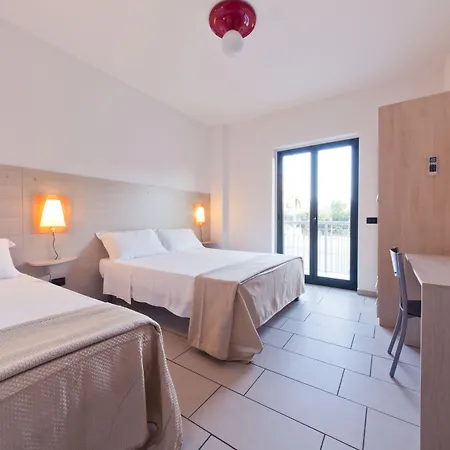 Longomare 4* Корильяно-Калабро