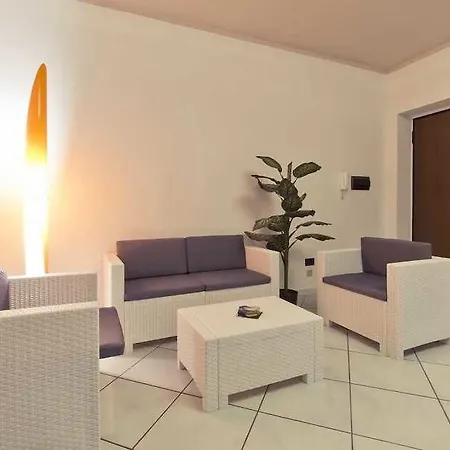 Longomare Aparthotel 4*